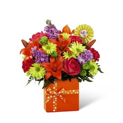 The FTD Set to Celebrate Birthday Bouquet from Flowers by Ramon of Lawton, OK